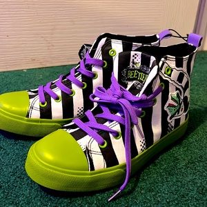 BeetleJuice Converses